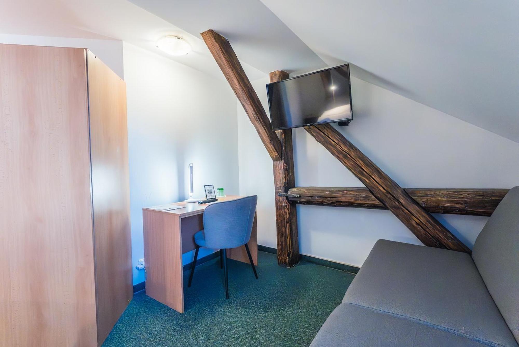 Narodni Dum Podborany Hotell Eksteriør bilde
